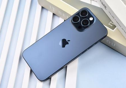 宣汉苹果维修点分享iPhone 15 Pro Max屏幕更换全新实操风险 